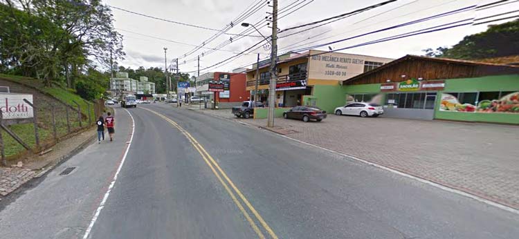 Rua dos Caçadores, altura do nº 1.300 | Imagem: Google Maps (Street View) Out 2015