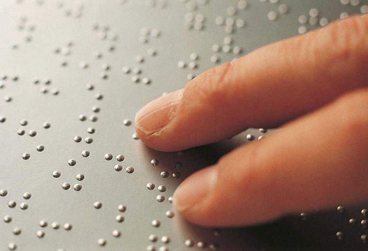 braille-dedo