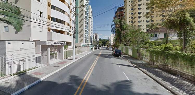 Rua Victor Konder| Imagem: Google Maps (Street View) Agosto 2011